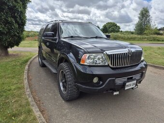 LINCOLN NAVIGATOR OFFROAD 4X4 V8 BENZÍN / LPG - 4