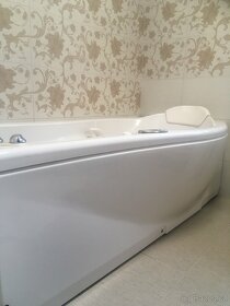 Prodám luxusní hydromasážní vanu ALBATROS - 4