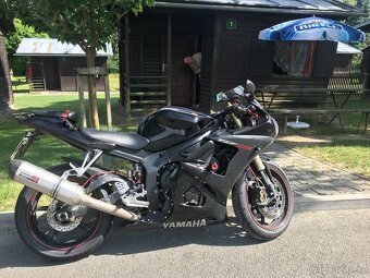 Yamaha yzf r6 - 4
