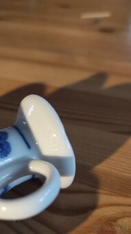 Malý svícen cibulákový - 4