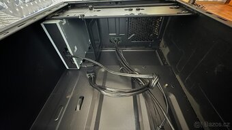 PC Bedna/case Fractal Design Core 1100 - 4