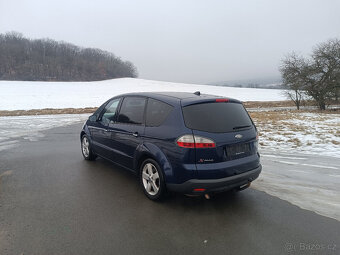 Ford S MAX 2.0 i benzín flexifulel TITANIUM 7 míst - 4