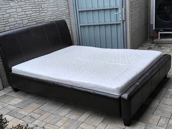 Prodám manželskou postel + Matraci ZDARMA - 4