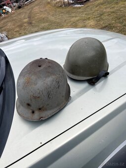 Vojenská helma . - 4