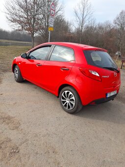 Mazda 2 - 4