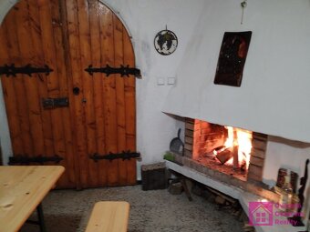 Prodej vinného sklepa, Kpt. Jaroše, Hustopeče, ev.č. 00087 - 4
