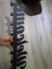 Věšák na bundy - 4