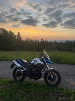 Yuki xtr 125 - A1 + kufry (po prvním majiteli) - 4