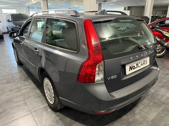 Volvo V50 1,8 i XENON VÝHŘEV KLIMA - 4