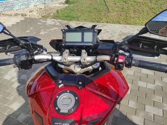 Yamaha Tracker MT-09 - 4