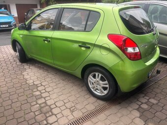 Hyundai i20,TOP NAJEZD 120 000km, GARÁŽOVANÉ,1.2Benzin,STK - 4