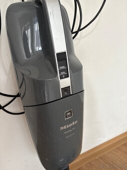 Tyčový vysavač Miele Swing H1 Ecoline - 4