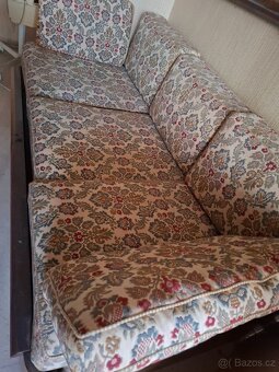 Za odvoz dám krásnou světlou skříň - 4