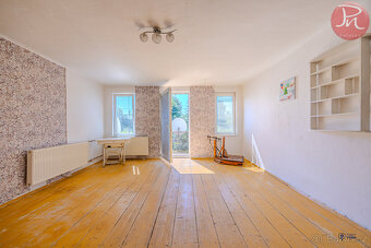 Prodej rodinného domu v Šenově se stavebním pozemkem - 4