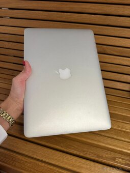 Apple Macbook Air 13,3”, 2015 - 4