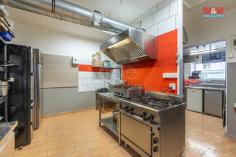 Pronájem restaurace 75 m², v Praze 8, ul. Trojská 46 - 4