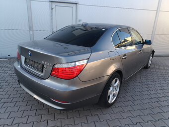 BMW 530i 200kw - Noční vidění, ACC temp., komforty, CIC - 4