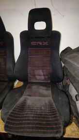 Crx sedacky - 4