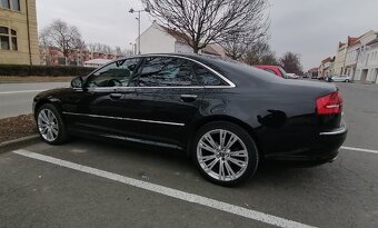 Audi A8 - 4