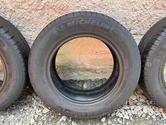 Prodám gumy 195/65/15 Michelin - 4