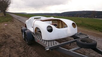 Karoserie a rám Porsche 356B - 4