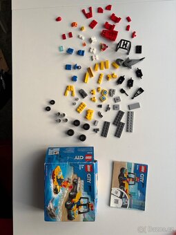 Lego city 60286 záchranná plážová ctyrkolka - 4