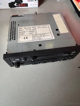 BMW E36/30/32 radio Reverse RDS - 4