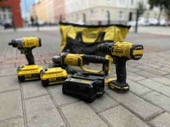 Sada AKU nářadí Stanley FatMax V20 18V 2 x 4,0Ah - 4