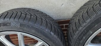 Alu kola R19 Audi a6, zimní 235/45 - 4
