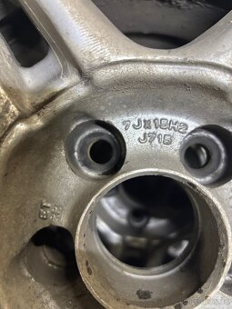 Komplet sada zimních kol 195/60 R15 - 4