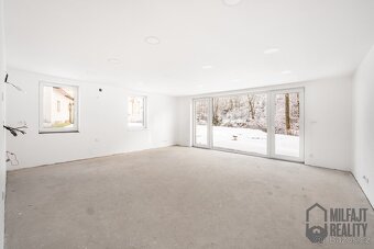 Prodej novostavby domu 4+kk s garáži - Lučany nad Nisou - 4