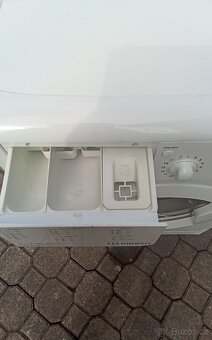 AUTOMATICKÁ PRAČKA INDESIT - 4