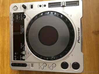 Prodám Cdj 800 MK2 + Case za 5000 Kč - 4