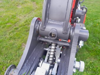 Minirypadlo 1,2 t s hydraulickým palcem - 4