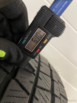 Falken Eurowinter 215/65 R16C 109/107T 4Ks zimní pneu - 4