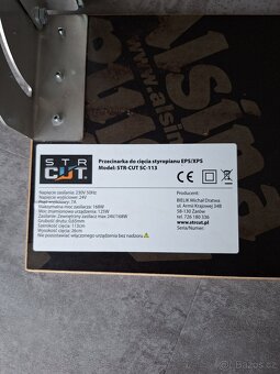 ŘEZAČKA GILOTINA STROJ NA ŘEZÁNÍ POLYSTYRENU STYRODURU STR C - 4