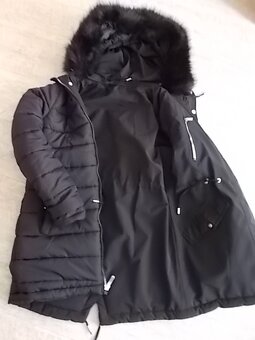 NÁDHERNÁ DÁMSKÁ OBOUSTRANNA BUNDA/PÁRKA VEL S/M NOVÁ - 4