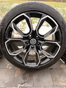 Yakuza Kenzo R18+pneu 225/45/18 - 4