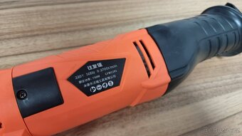 Prodám novou ocasní pilu HILDA - 750W - 4