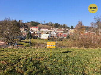 Prodej parcely vhodné ke stavbě o velikosti 922 m², 133931 - 4