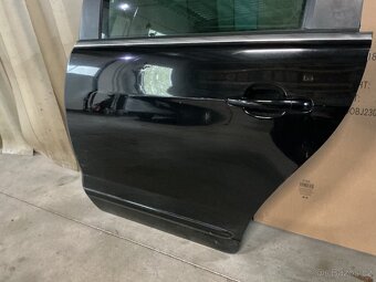 Peugeot 5008 - levé přední + zadní dveře. KTVD - 4