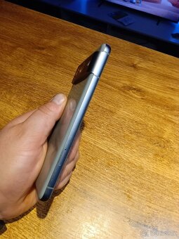 Google Pixel 8 8/128Gb - 4