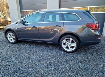 Opel Astra 1. CDTI 2015 - 4