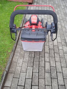 Sekačka s pojezdem. - 4