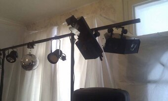 Kompletní profesionální balíček Mobile DJ Sound + Lighting V - 4