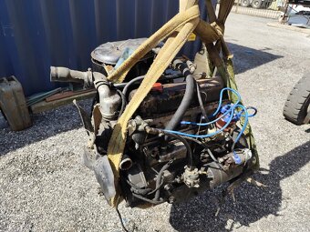 Uaz 469 motor - 4
