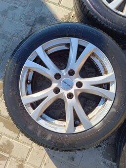 Prodám R16 5x112 pneu 205/55 - 4