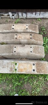 Zaplatím 300,- za odvoz 4ks betonových pražců - 4