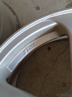 Alu kola R18 Rial - 4