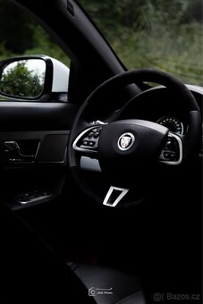 Jaguar XF Sportbrake - 4